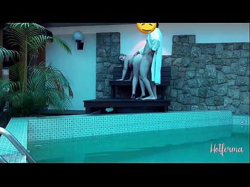 ❤️ El cap convida la criada a la piscina, però no va poder resistir-se a una calor ️ Porno de qualitat a nosaltres ca.4k-porno.ru ❌